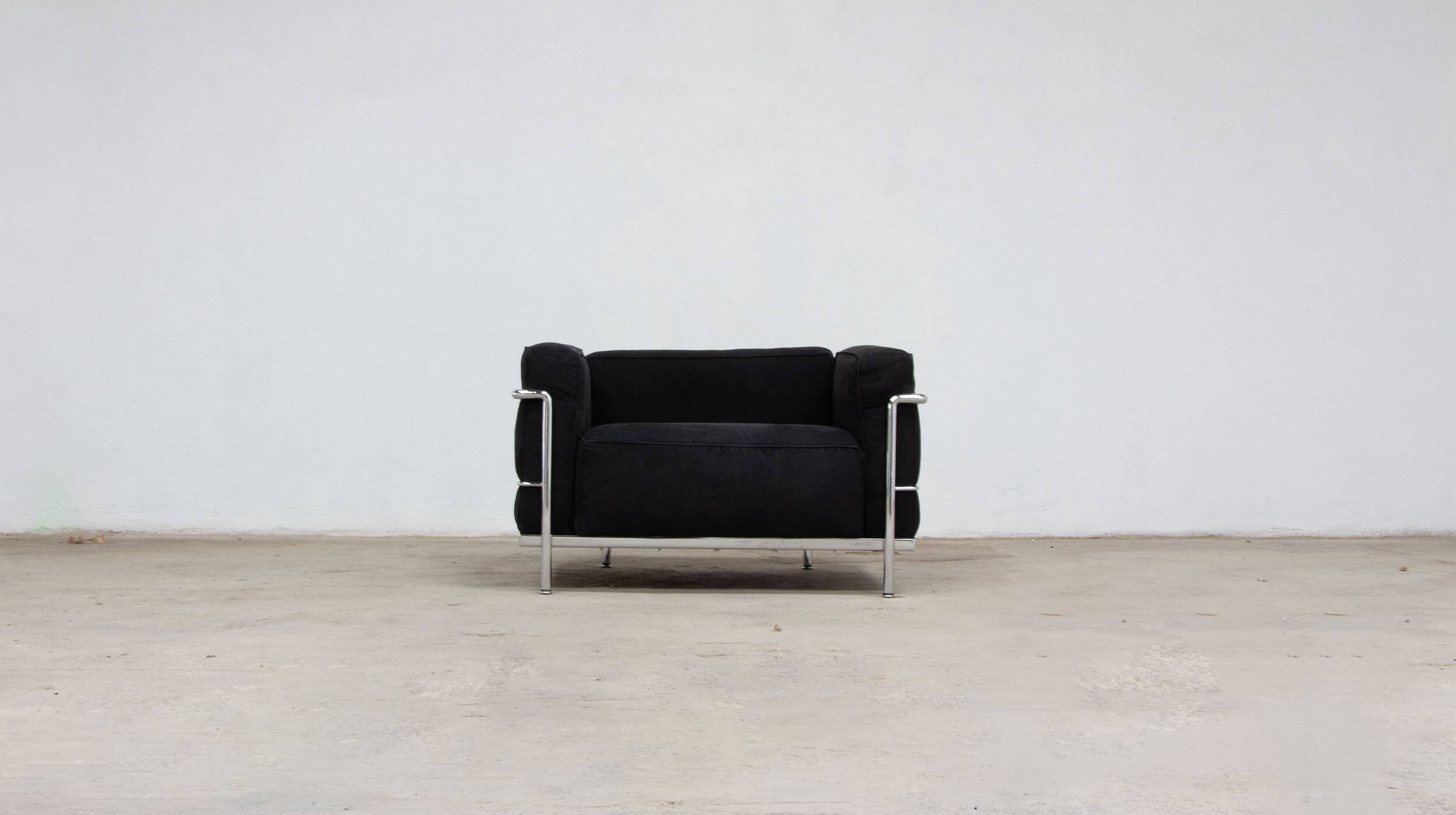 LC3 Perriand armchair, Le Corbusier CASSINA
