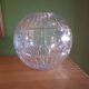 Vase boule en cristal taillé (