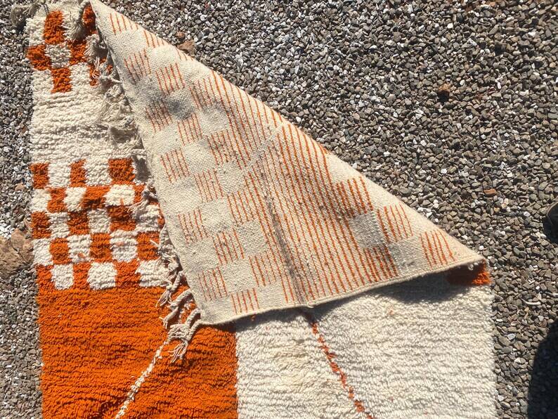Handmade Moroccan rug 250cm x 150cm