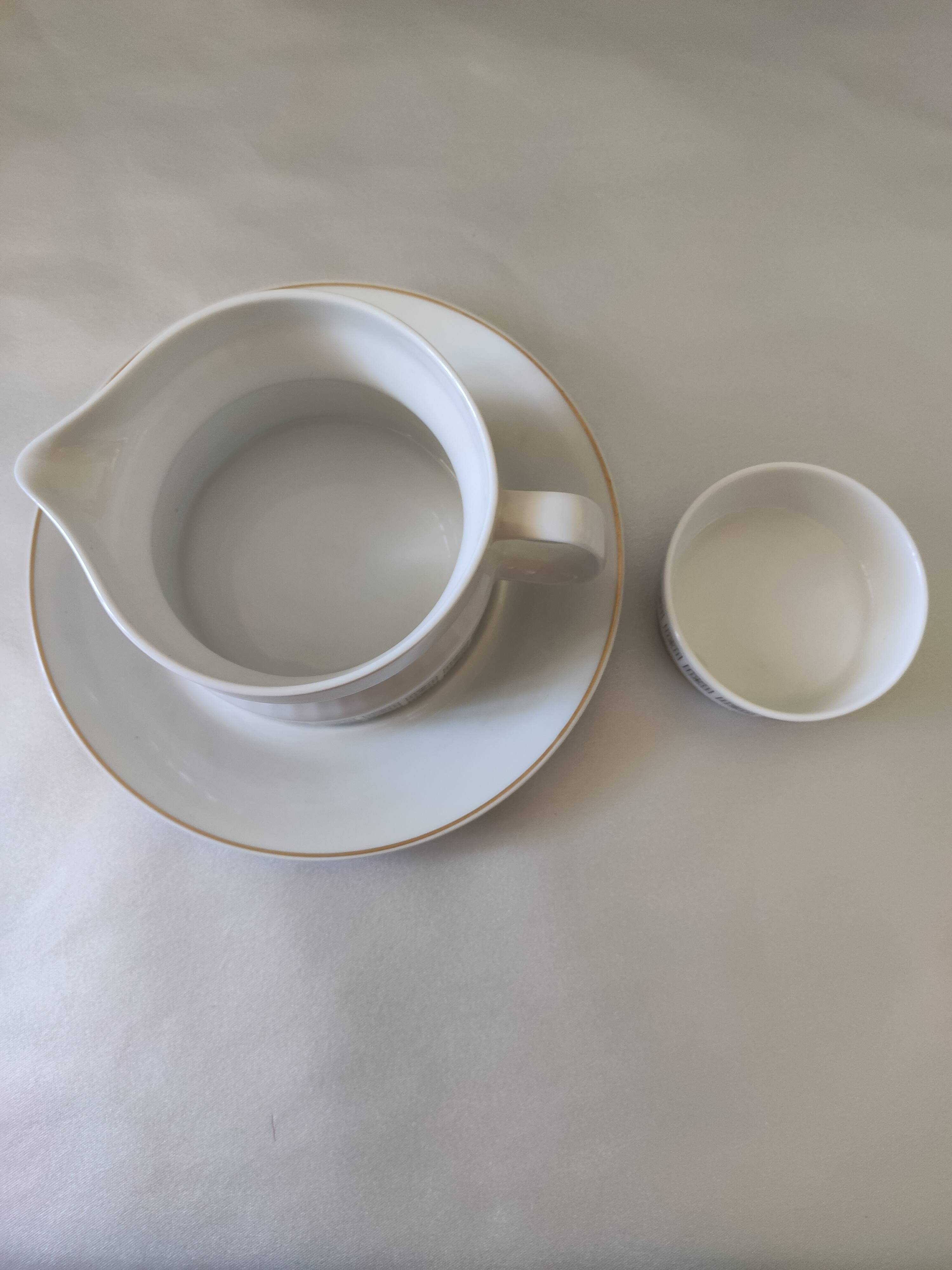 Service de table, Néfertiti Tchécoslovaquie