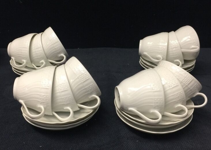 Tea pair set - saucer + cup Rosenthal-Hutschenreuther.