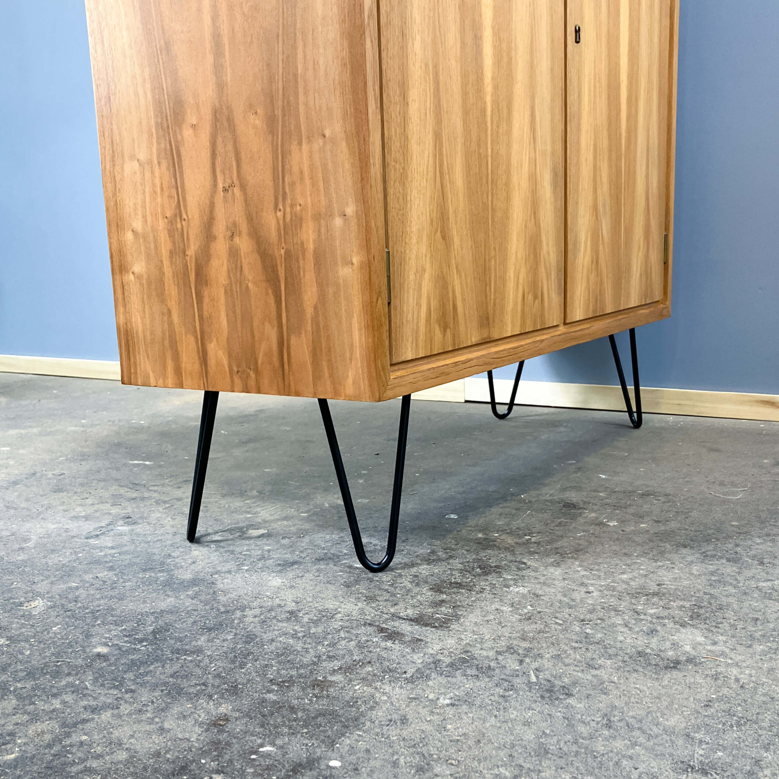 Small cabinet by WK-Möbel on hairpin legs, walnut, 1960s