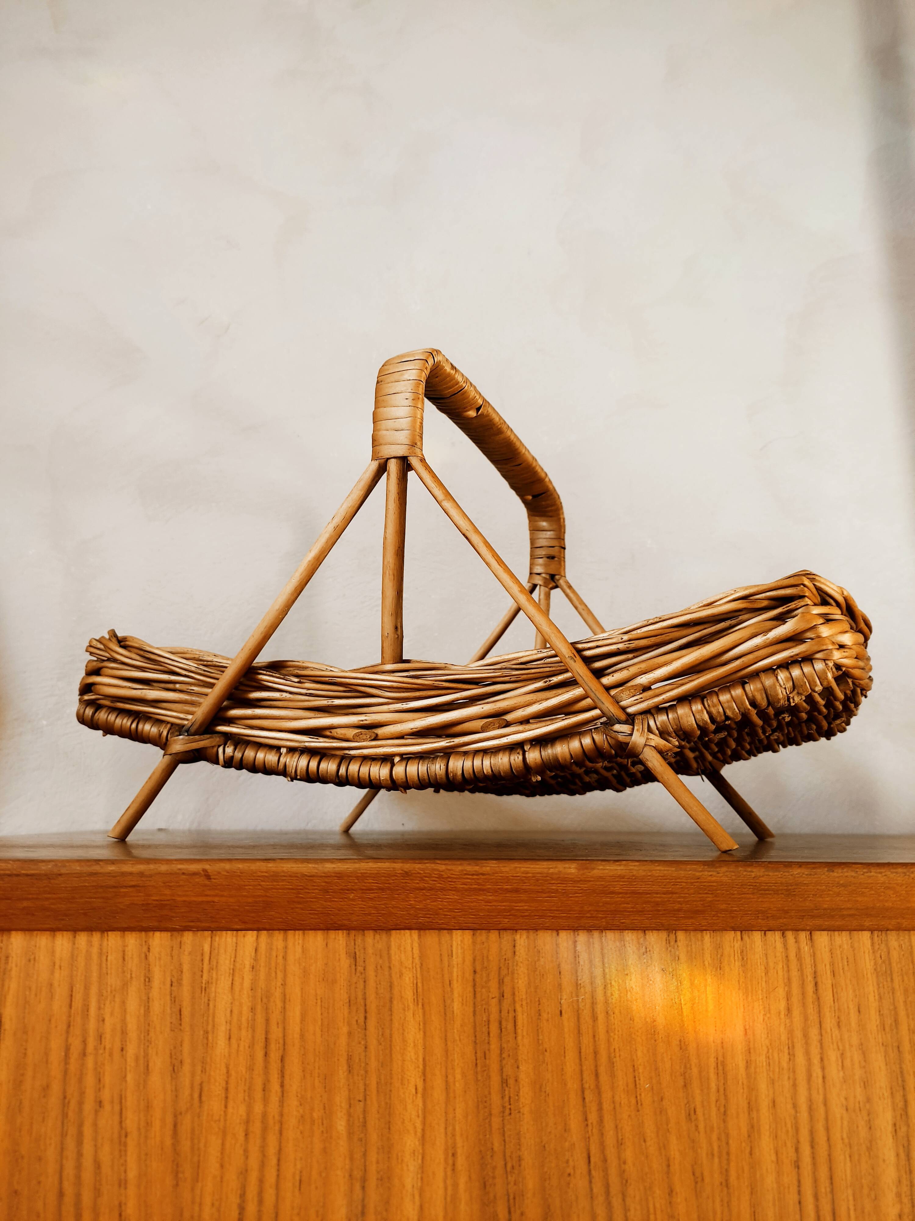 Fruit basket, bread basket