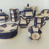 Art deco tea set in cream and blue faience signed. HB de la Hubaudière, Quimper. Around 1930