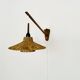 Lampe murale en teck et raffia ajustable