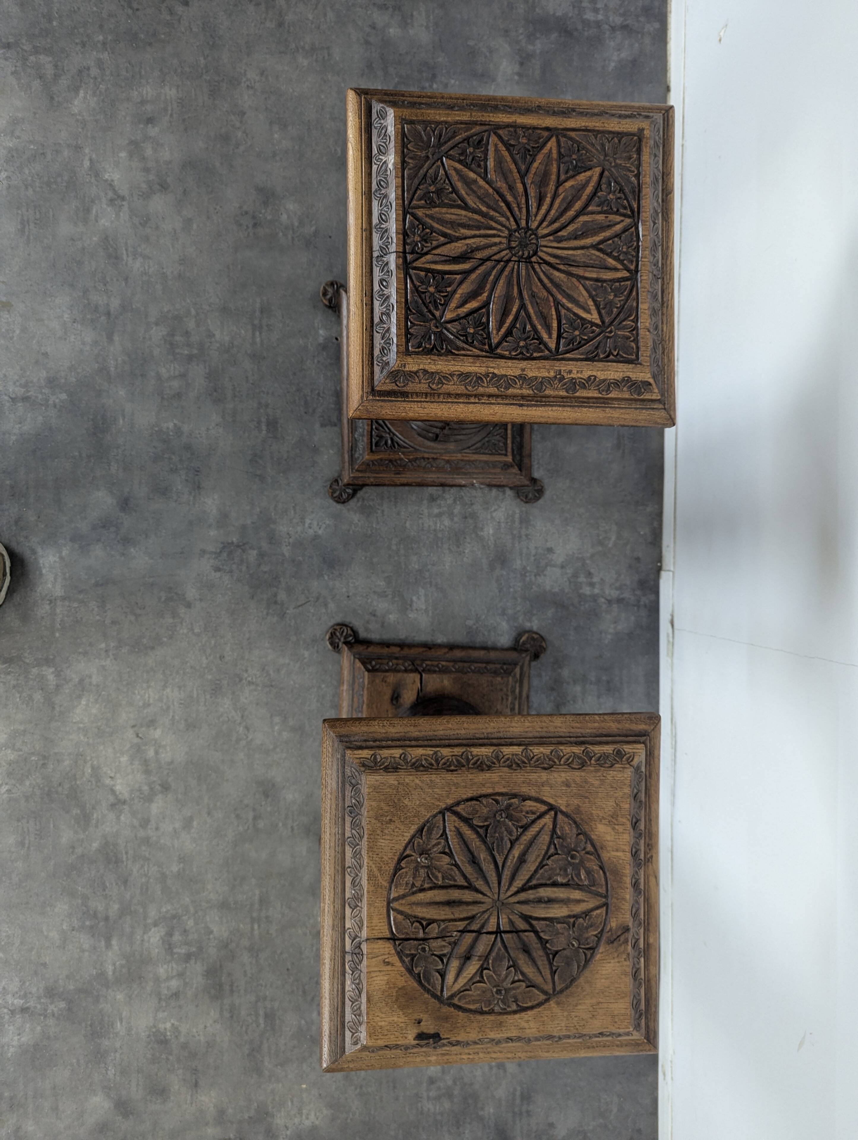 Pair of screw columns for press