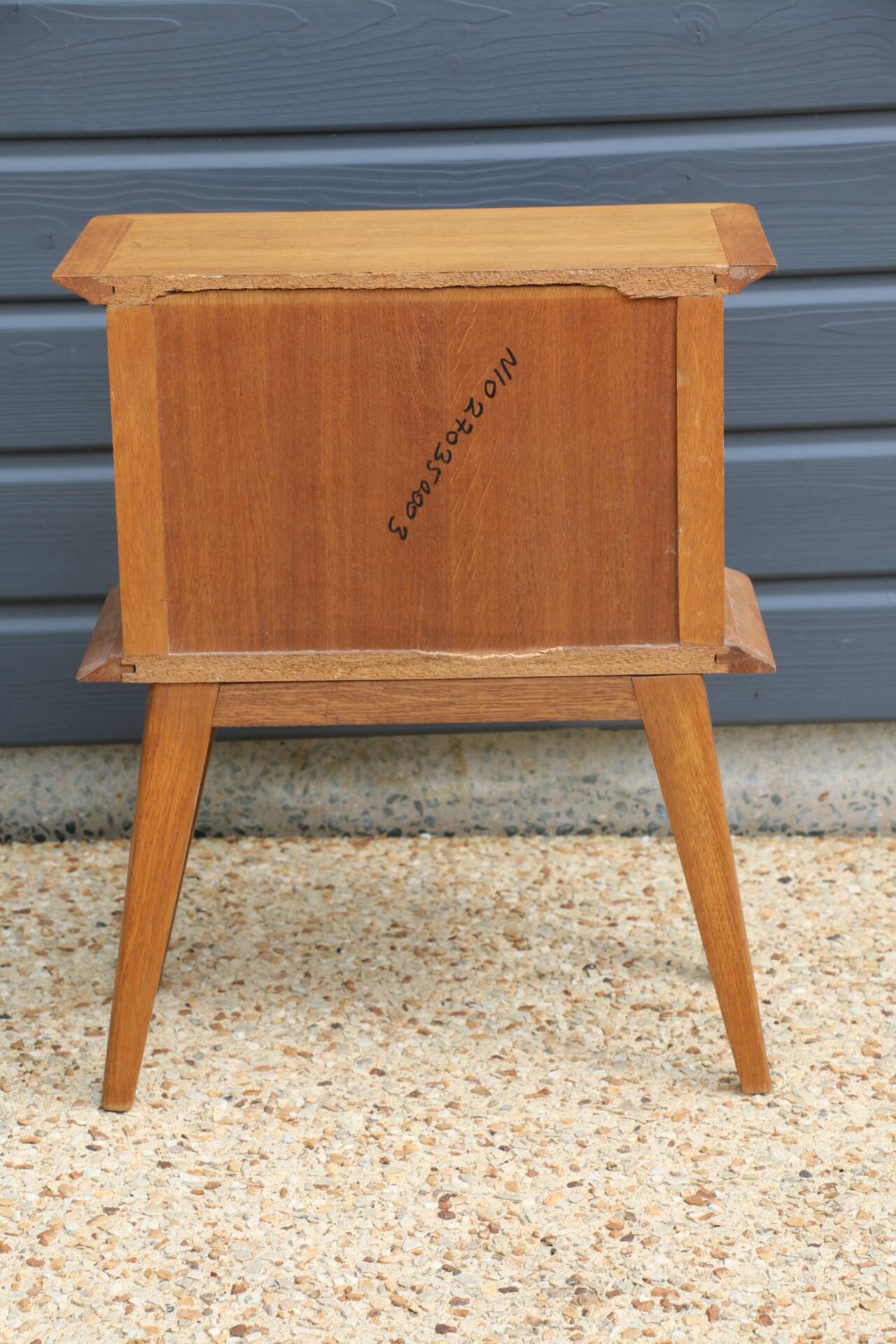 Crossed lattice bedside table veneered in oak