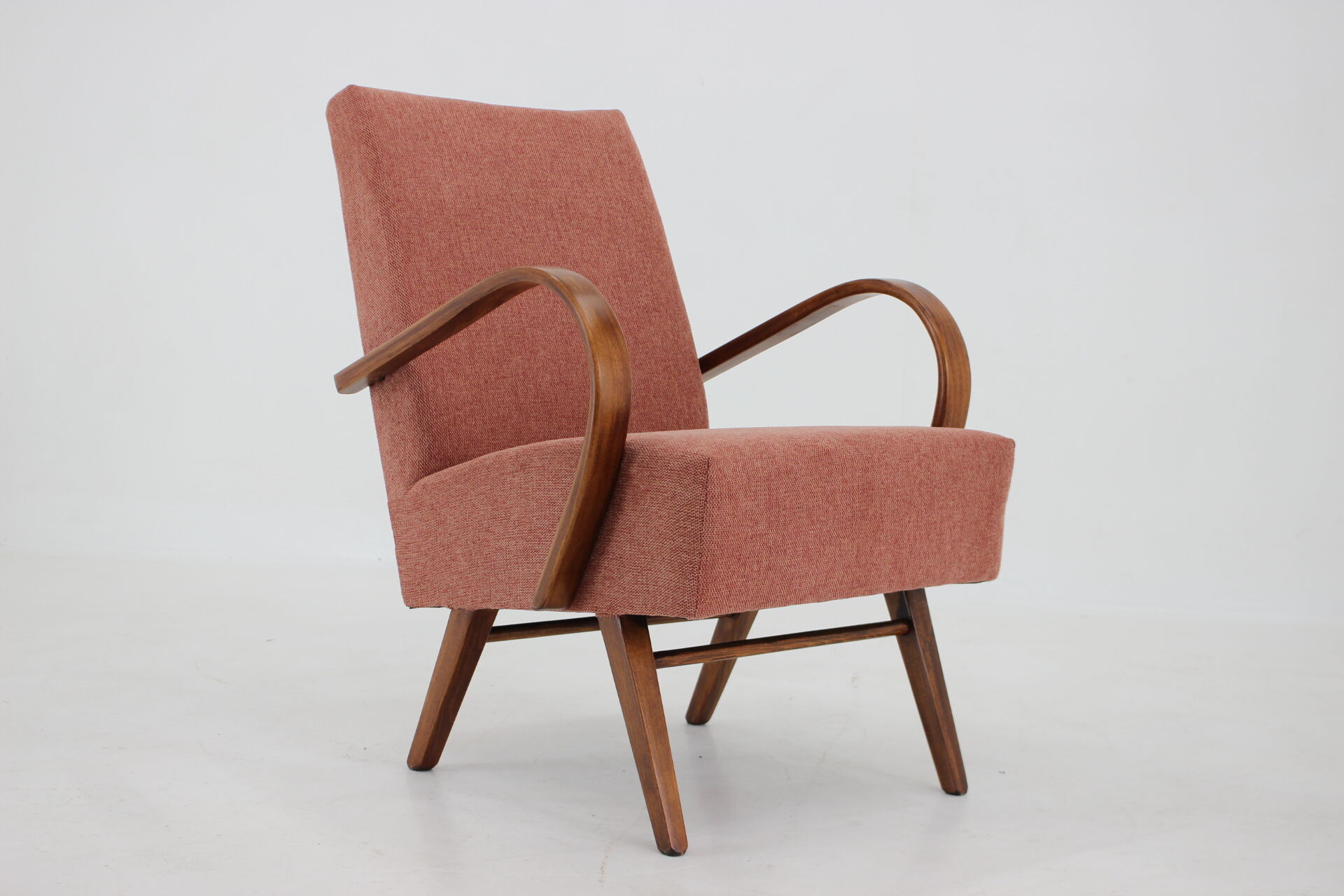 1960s Beech Armchair by Jaroslav Smidek for  TON, Czechoslovakia