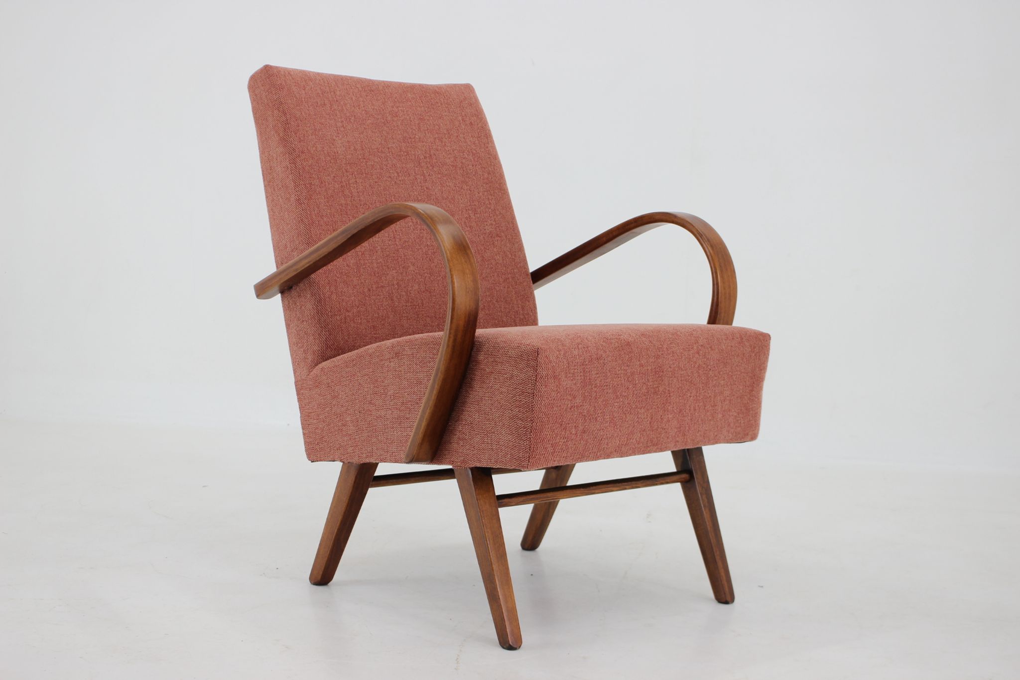 Fauteuil des années 1960 par Jaroslav Smidek pour TON, Tchécoslovaquie