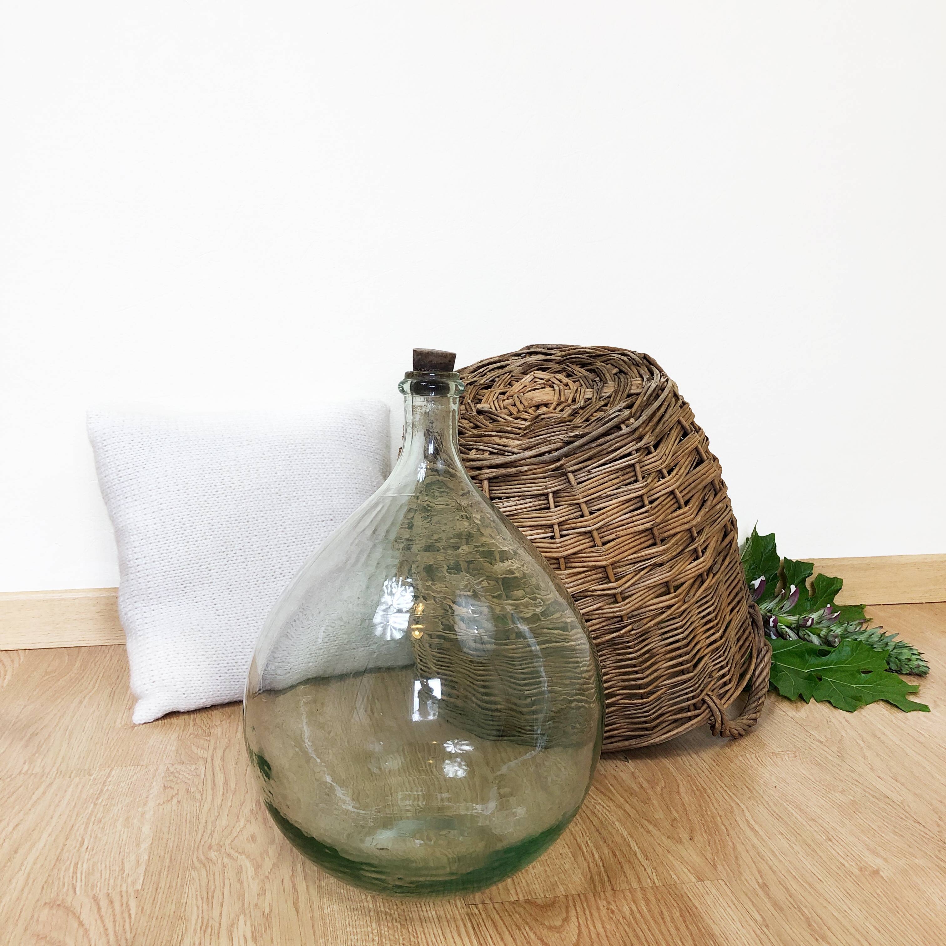 Dame jeanne avec son panier 10 litres