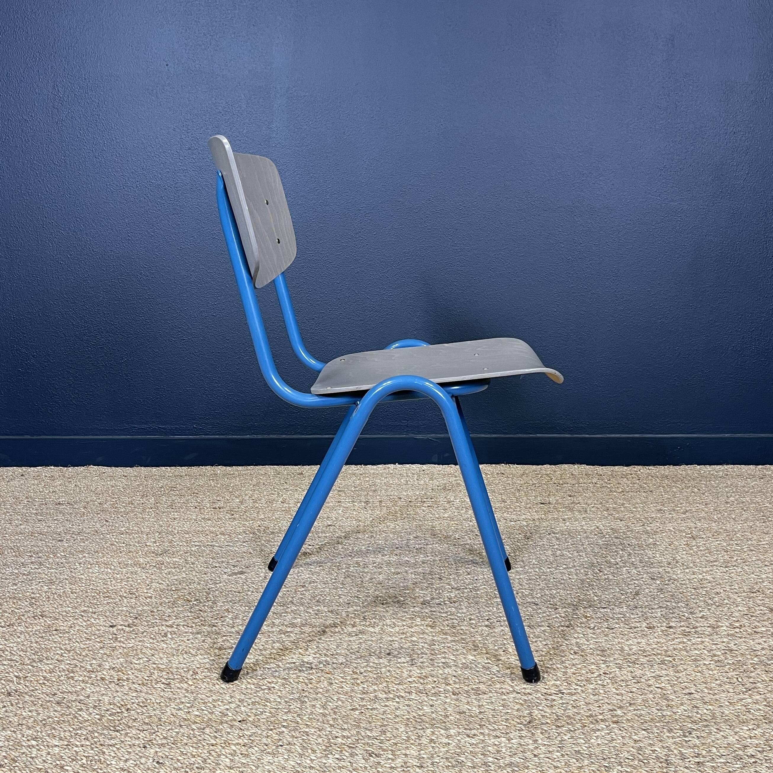 Set of 6 gray wood school chairs blue feet Netherlands 70s/80s