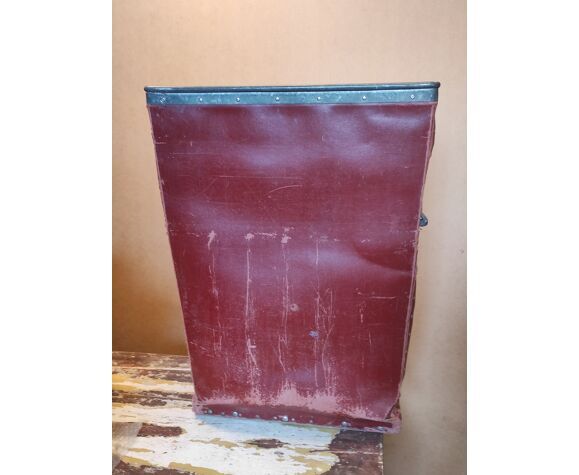 Former industrial box workshop tray Bordeaux Suroy in industrial vintage cardboard
