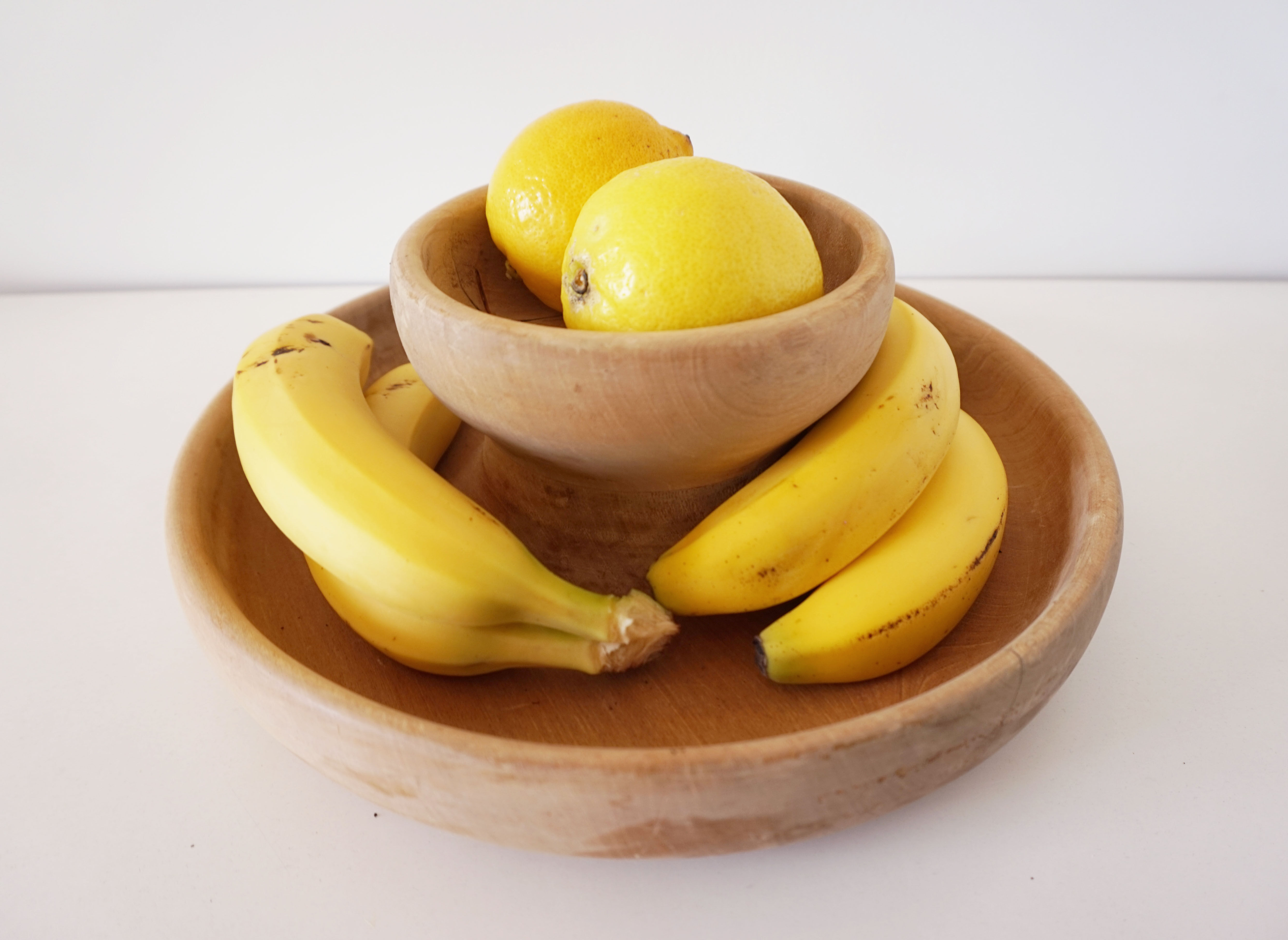 Raw solid wood fruit basket