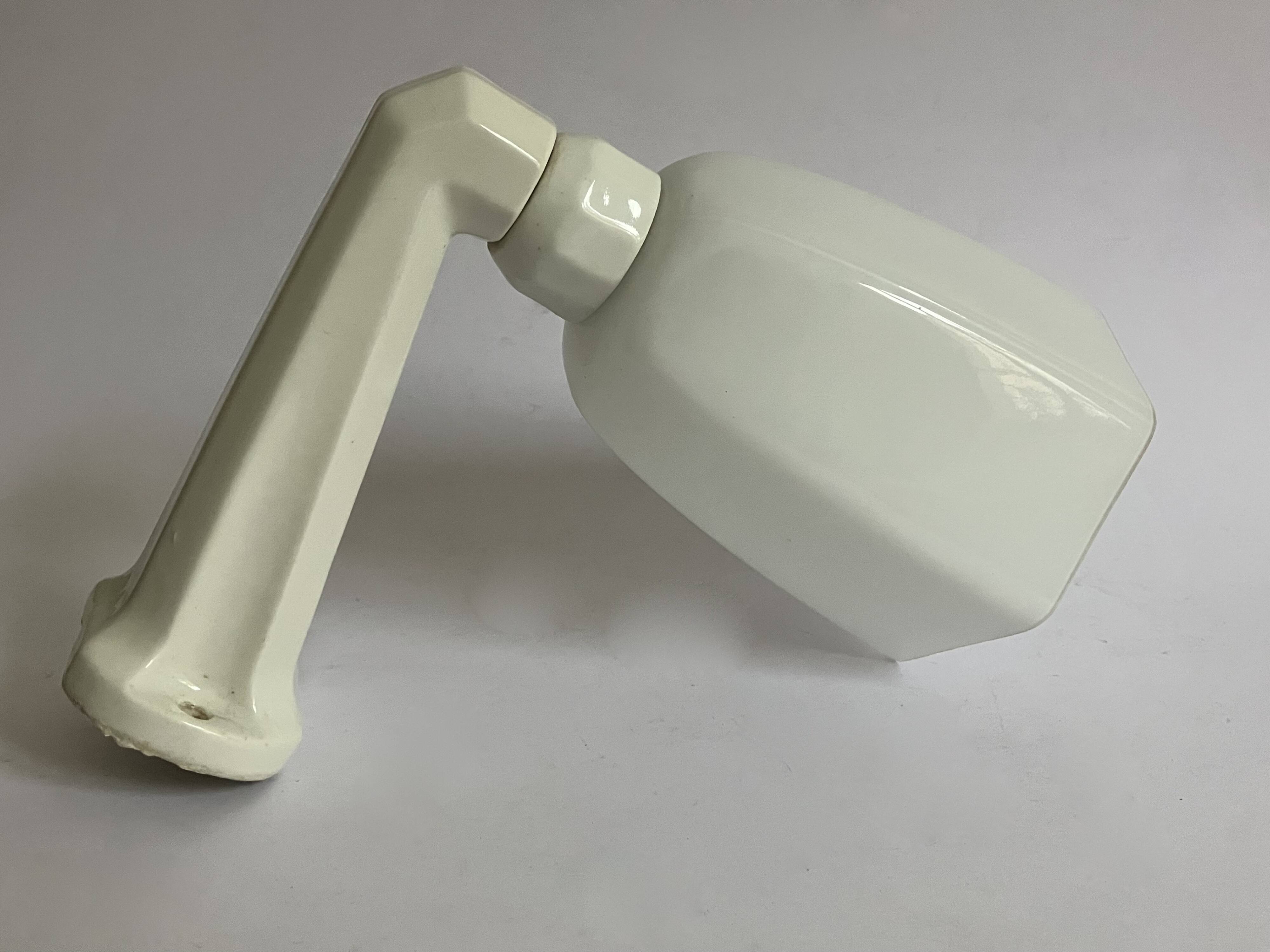 Art deco wall lamp, porcelain and opaline