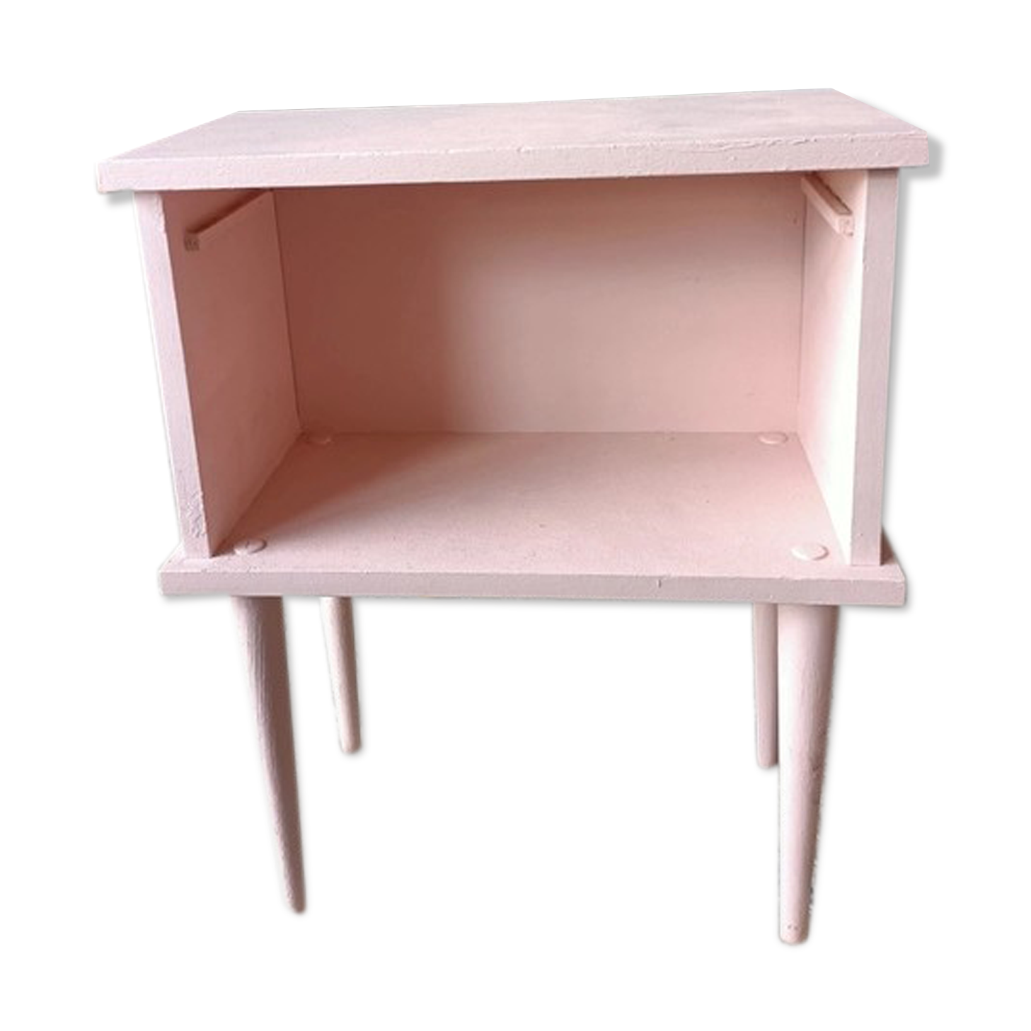 Bedside table
