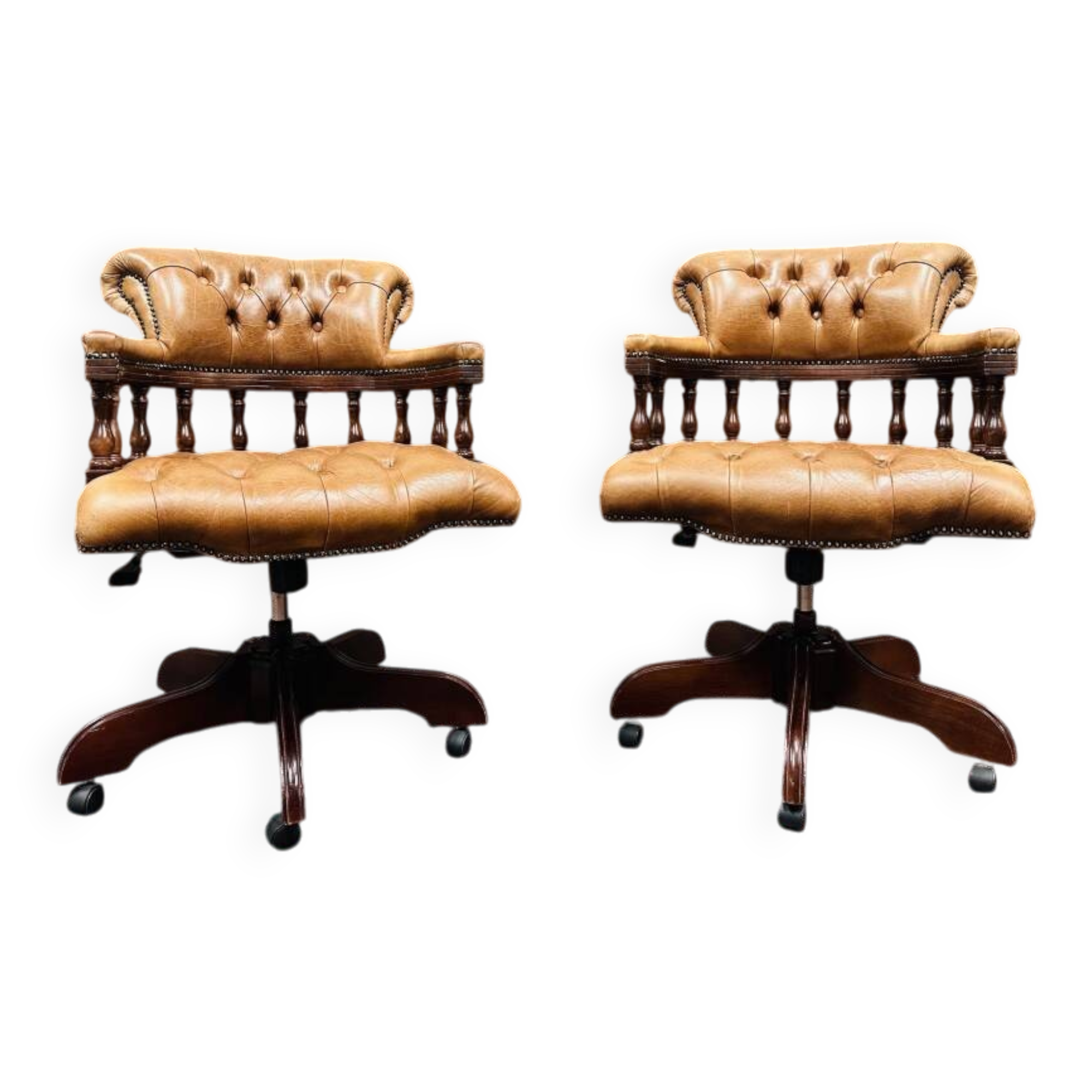 Ensemble de chaises de bureau Chesterfield English Captain Chairs marron