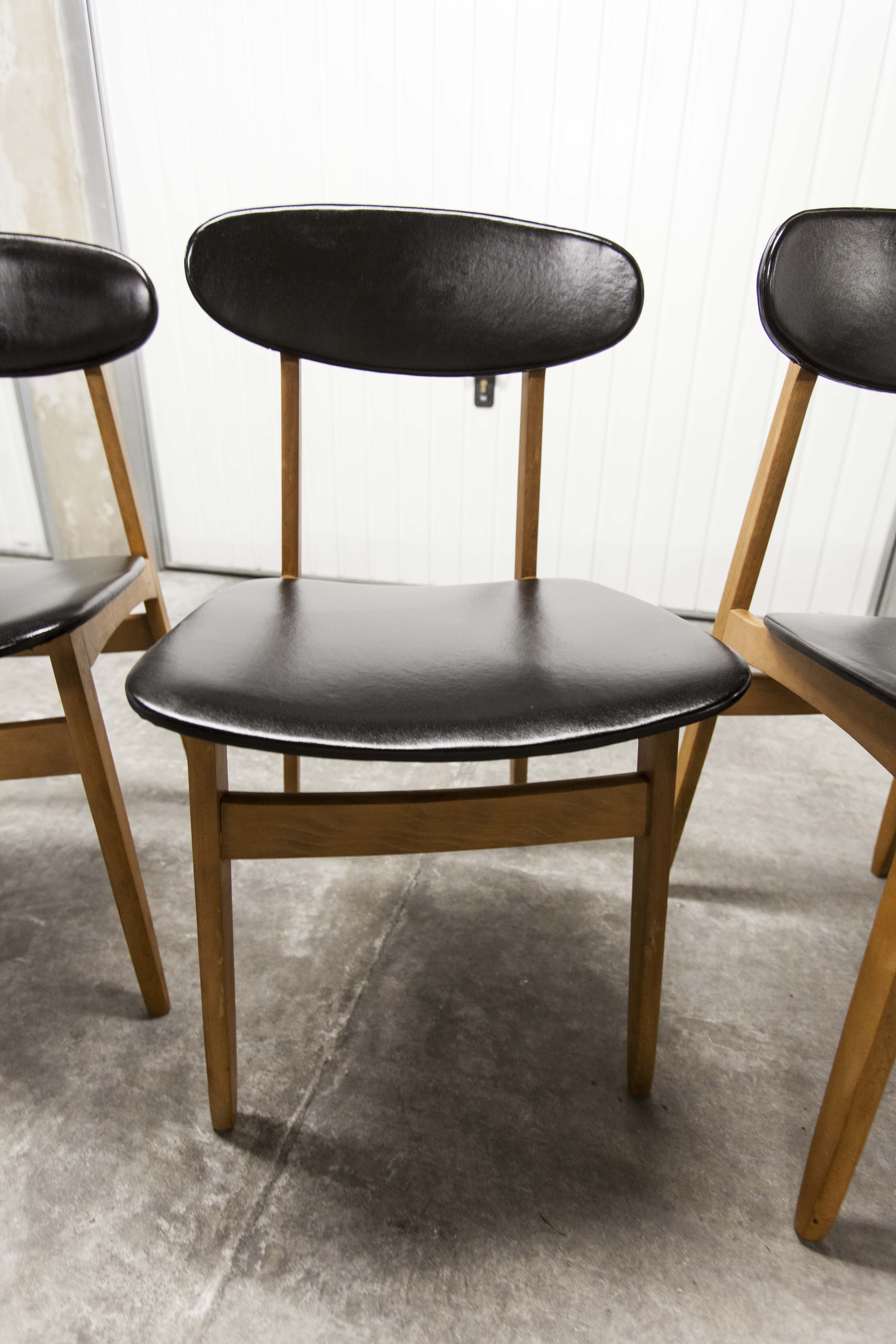 Set of 6 chairs Scandinavian oval back