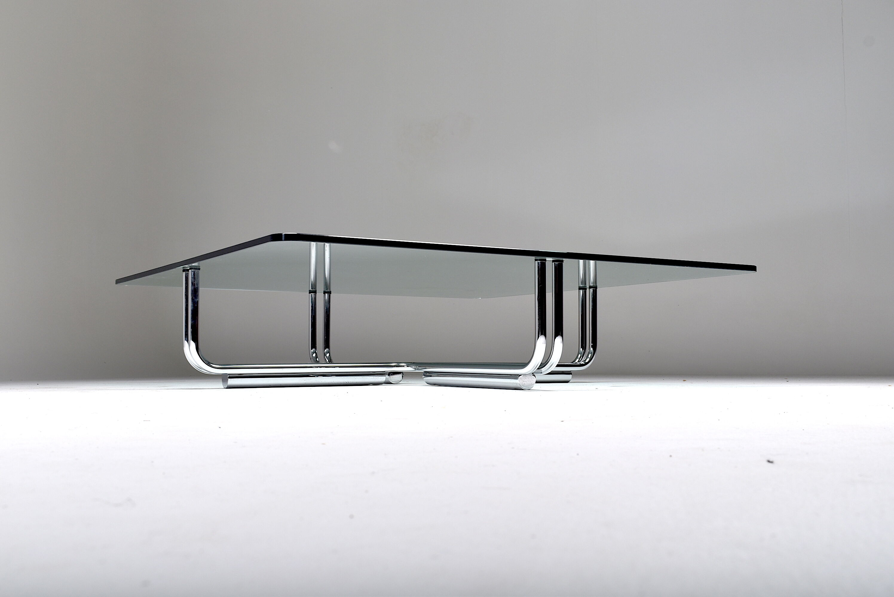 Coffee table Cassina Gianfranco Frattini model 784