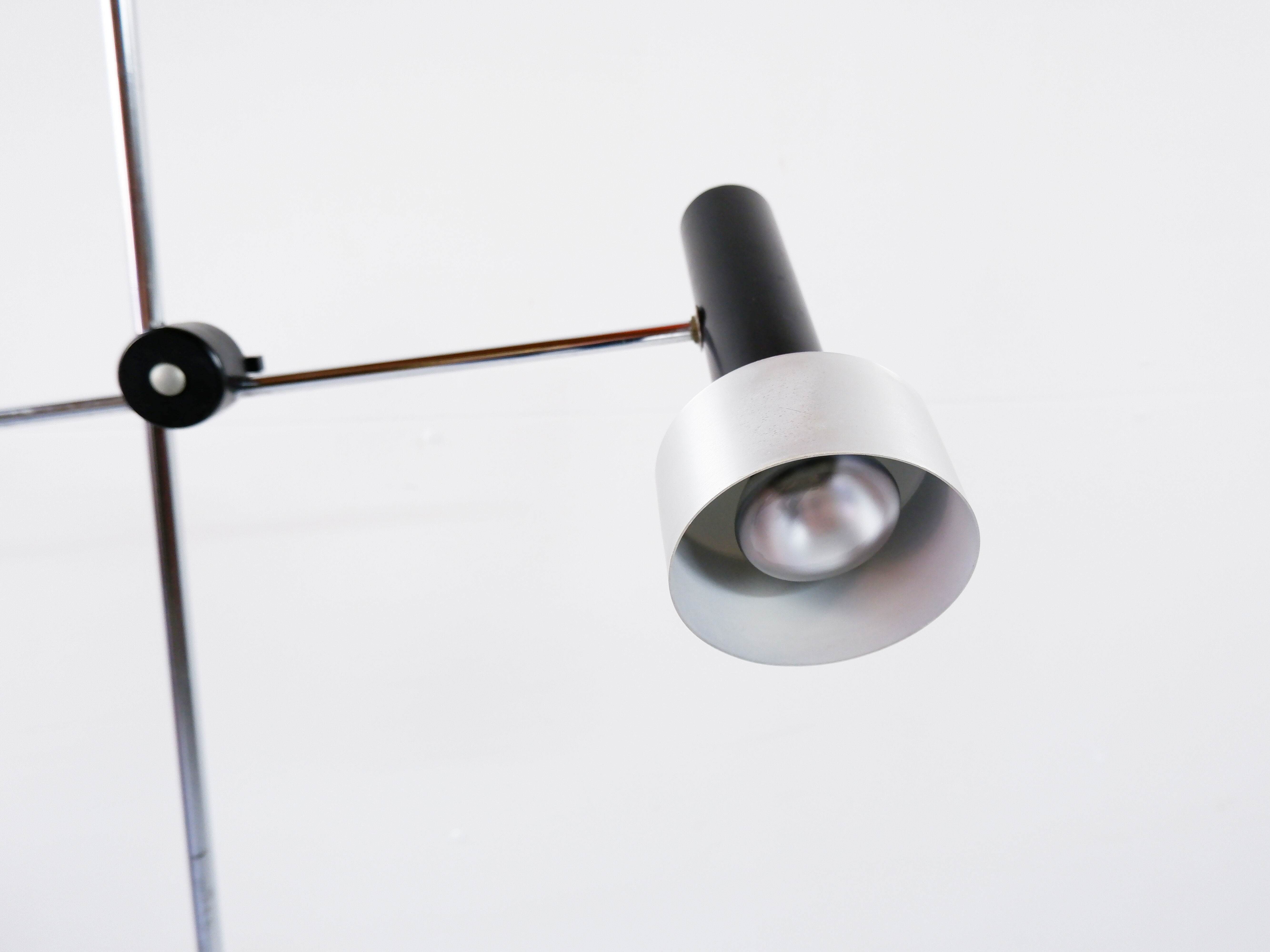 Adjustable pendalarm floorlamp, 1960s