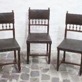 Ensemble de 3 chaises Renaissance en chêne et cuir gaufré, 19ème siècle, Belgique