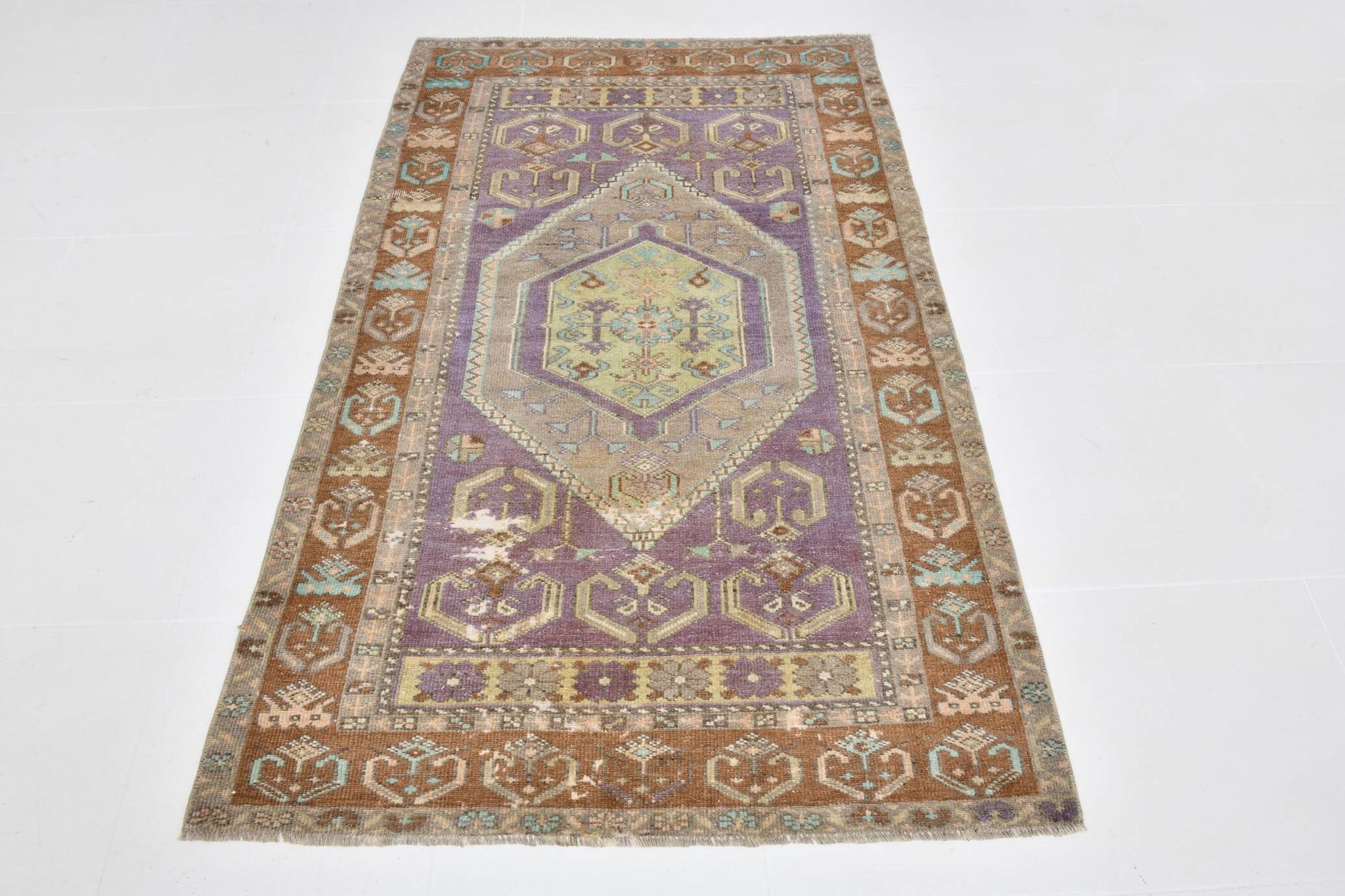 4x6 Vintage Oushak Carpet, Turkish Rug, 107x172Cm