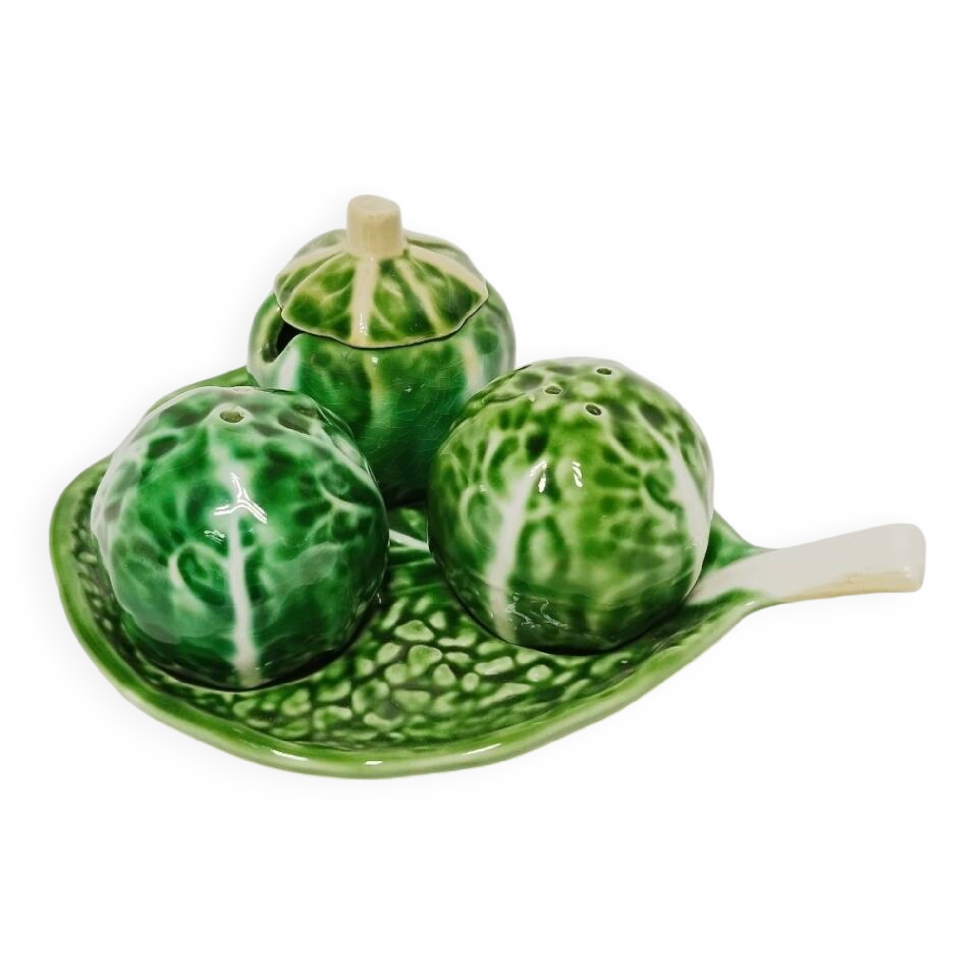 Salt and pepper shaker set with cabbages in slip