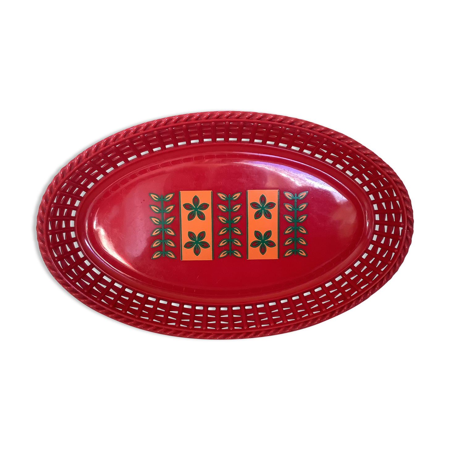 Red oval basket