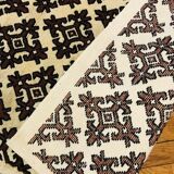 Arabesque wool carpet
