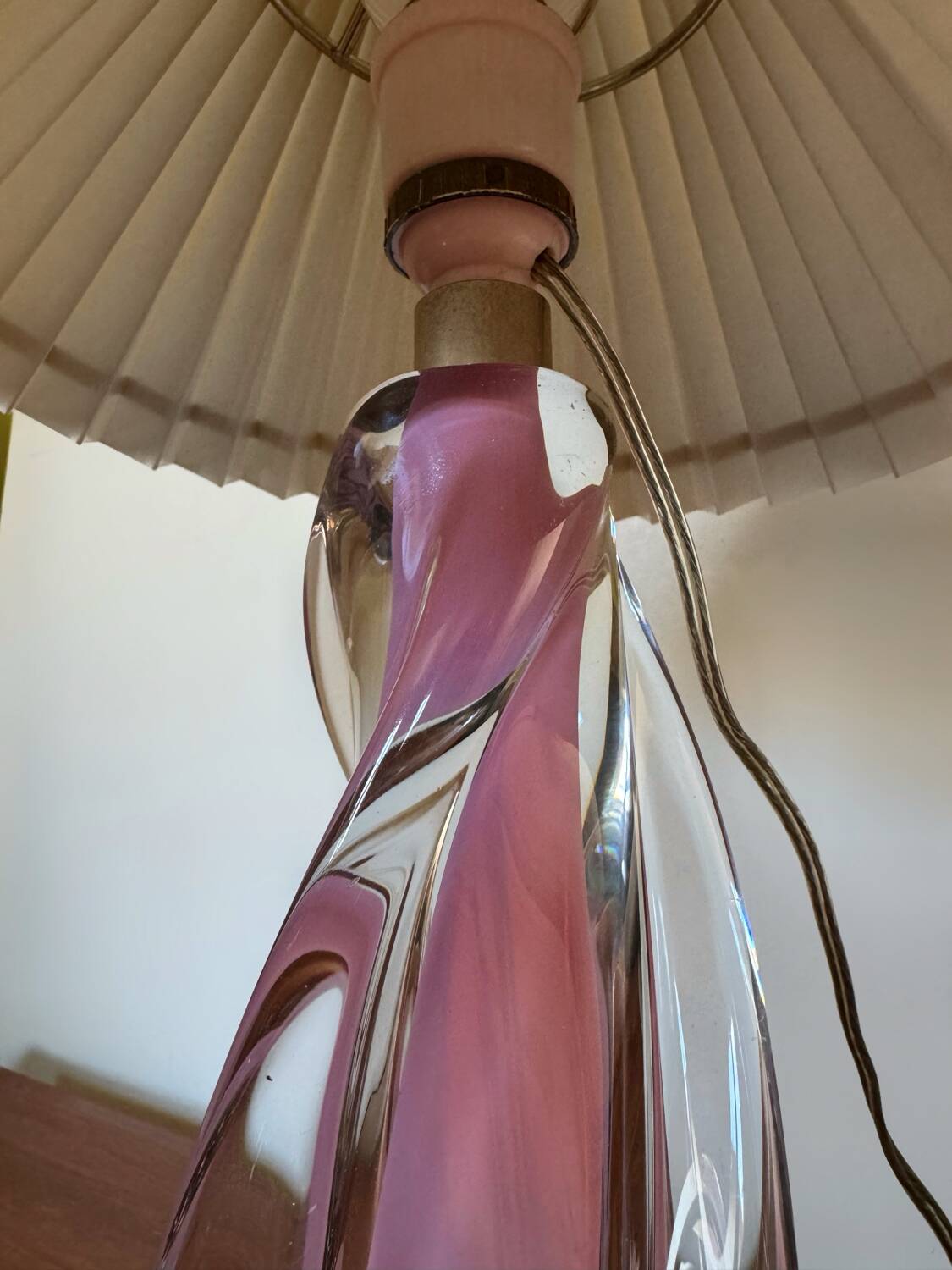 60s transparent and pink crystal lamp