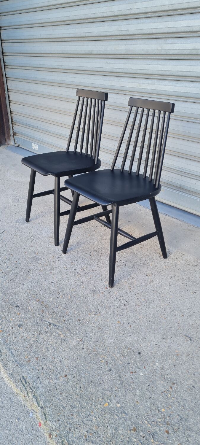 Pair of Scandinavian chairs