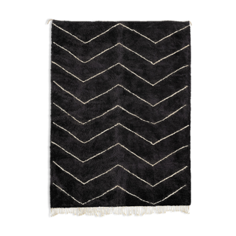 Tapis marocain moderne noir