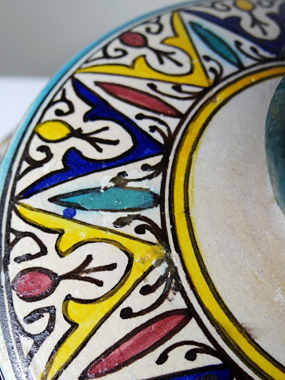 Large ancient jobana from Fes in polychrome faience, Morocco 20th century.