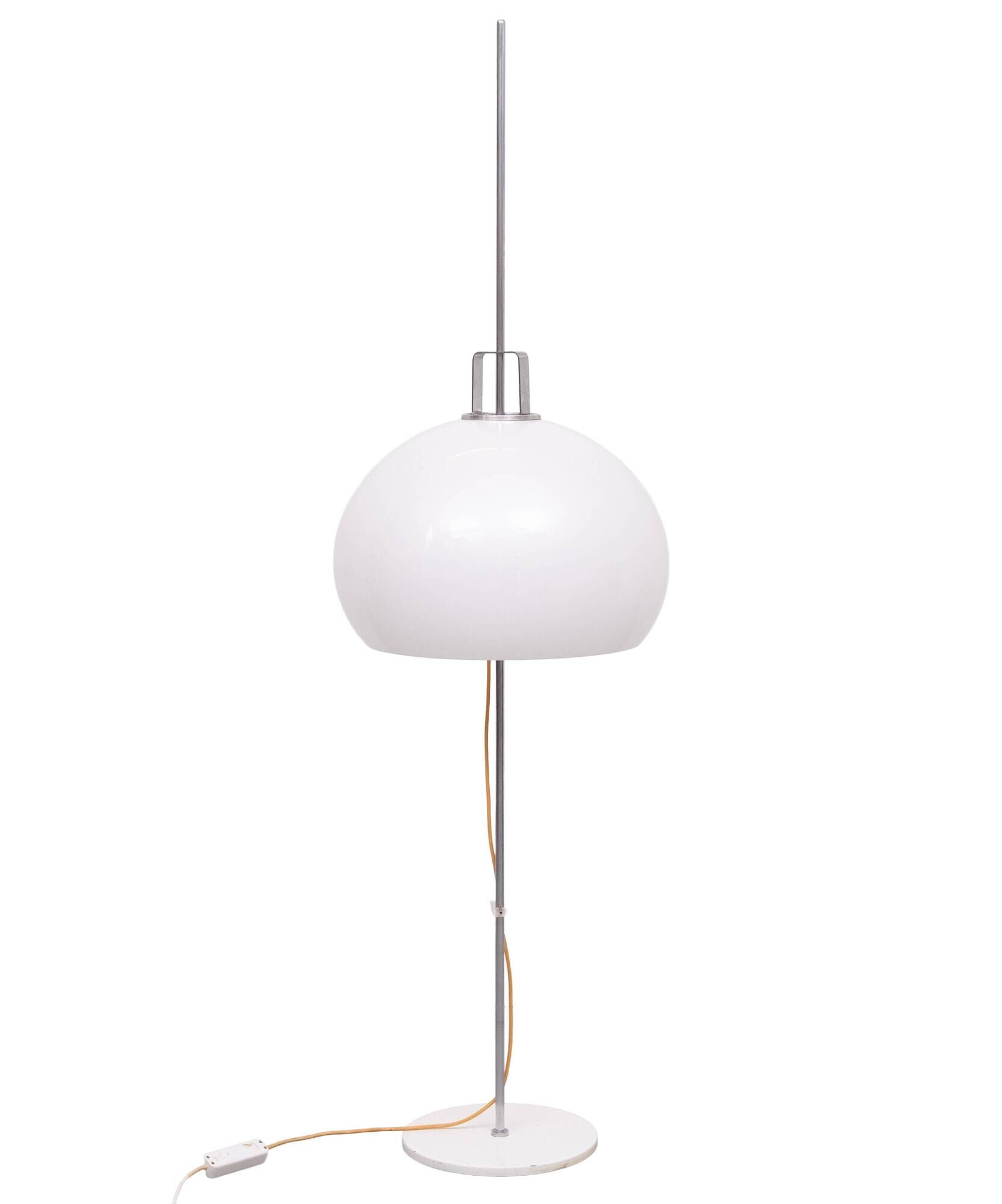 "Lucerna" floor lamp in chrome-plated steel by Harvey Guzzini for Meblo 196