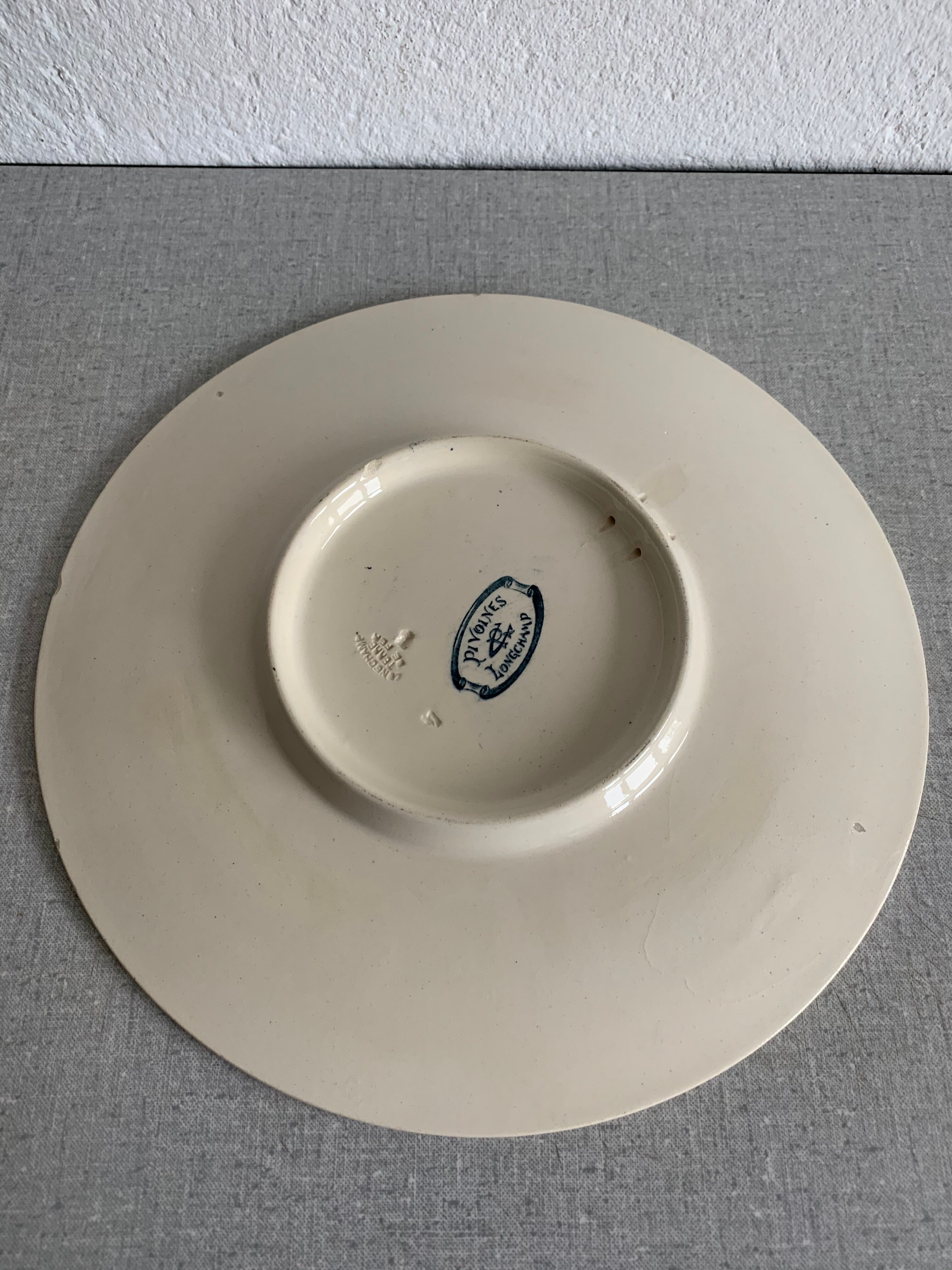 Longchamp peony style iron earth dish