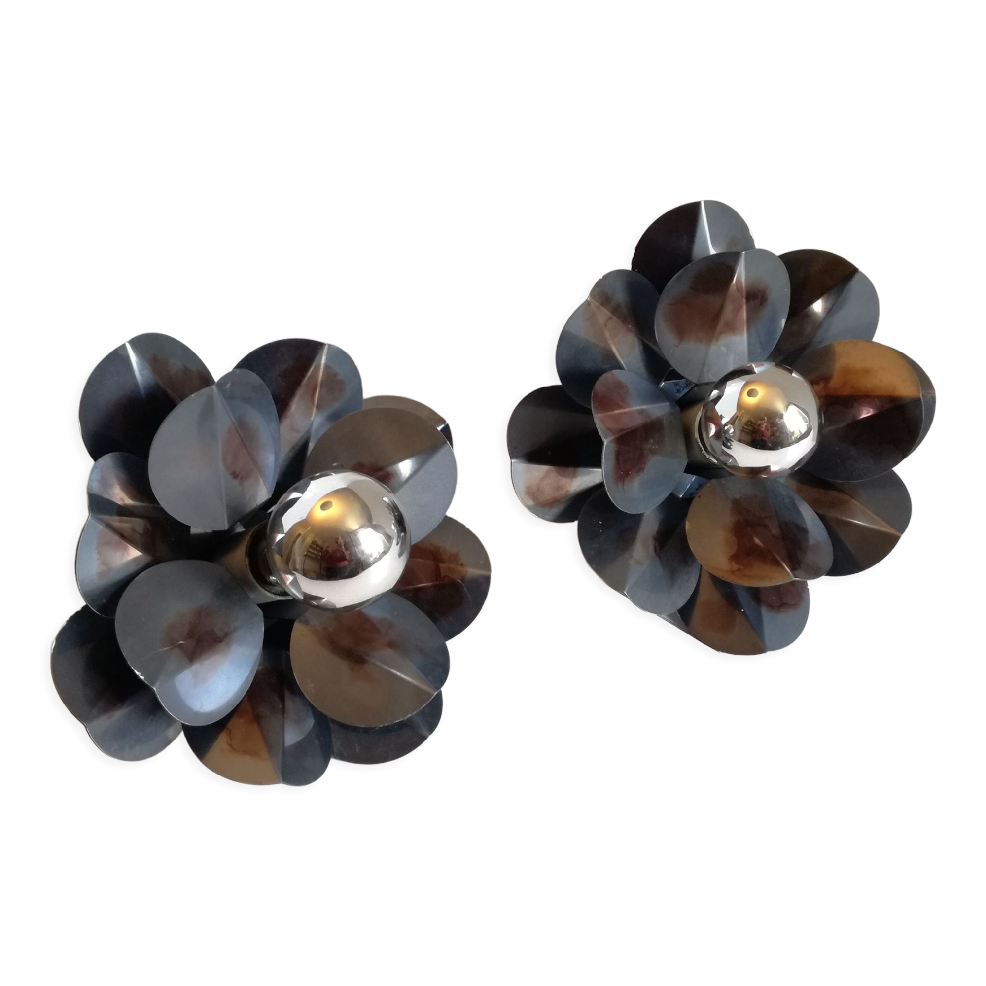Stylized aluminum flower wall lamps from 1970