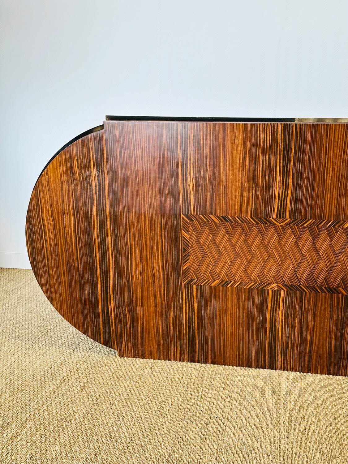 Art deco dining table