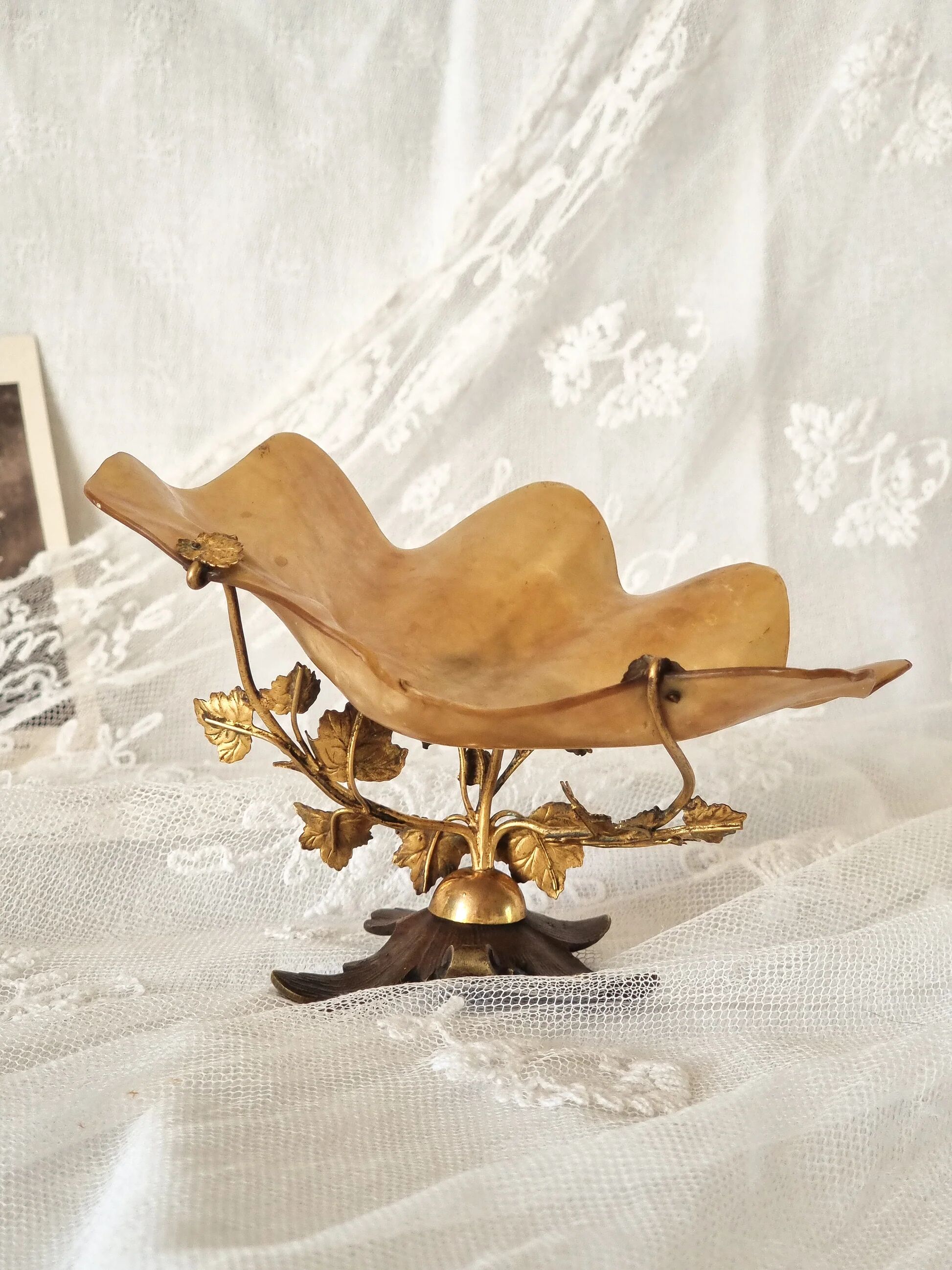 Vide-poche art nouveau