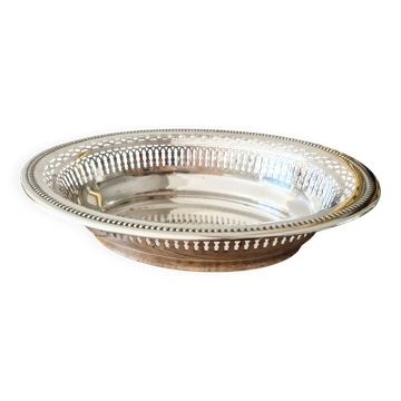 Fruit basket, silver-plated bread basket.
