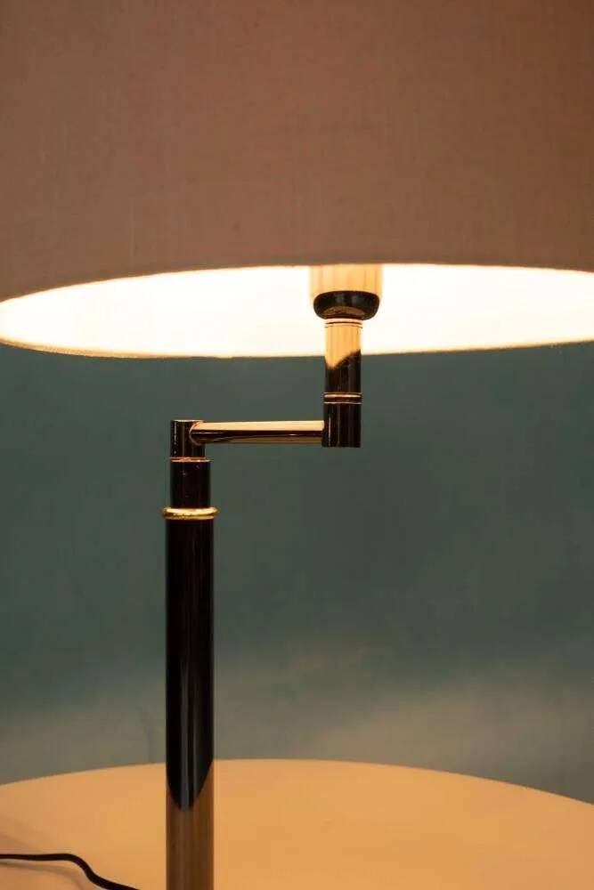 Vintage 70s lamp, Memphis design desk lamp with a ball joint.