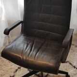Leather armchair attributed to Richard Sapper
