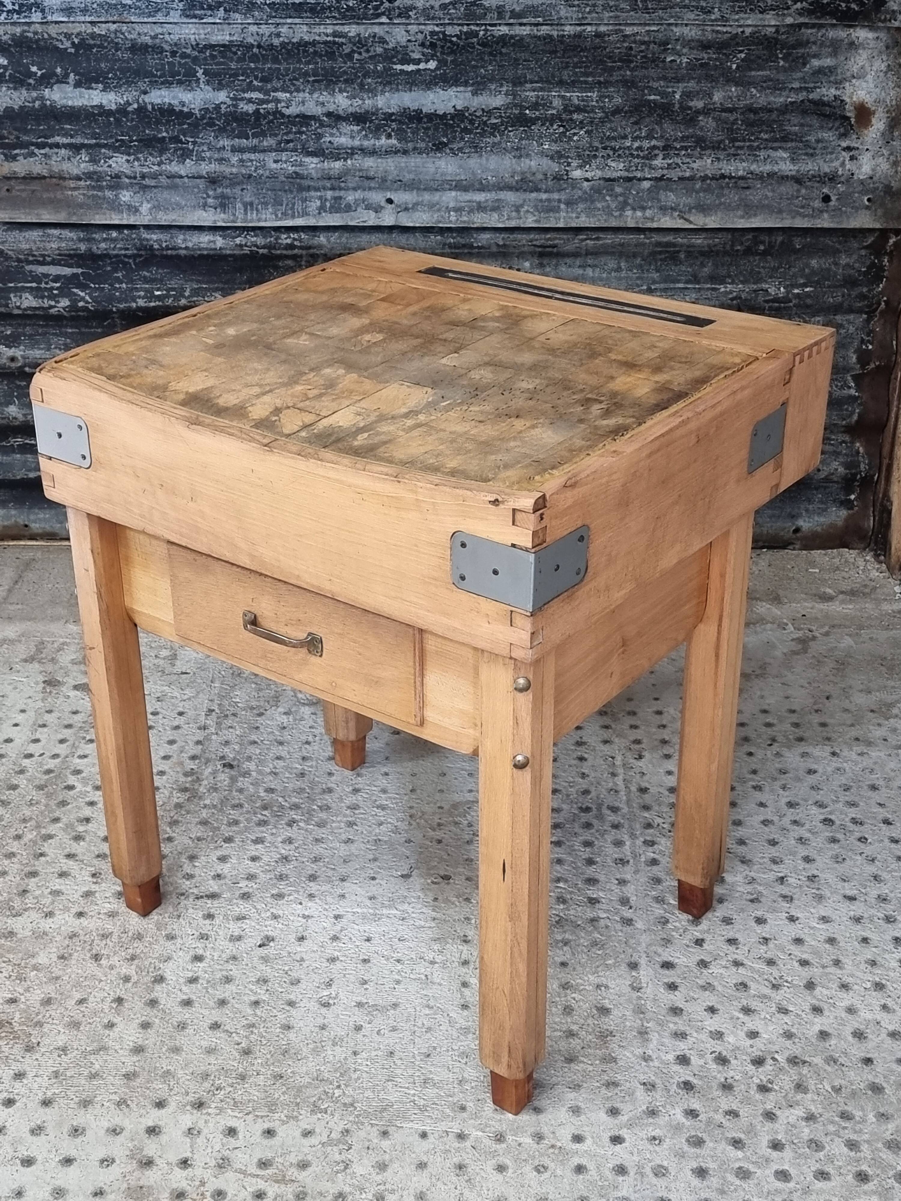 Vintage chopping block butcher table kitchen island
