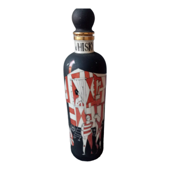 Designer porcelain whisky bottle hand-decorated signed su re da made in spain 9/17