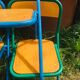 Lot de 10 chaises écoles des années '70, 5 bleus et 5 vert