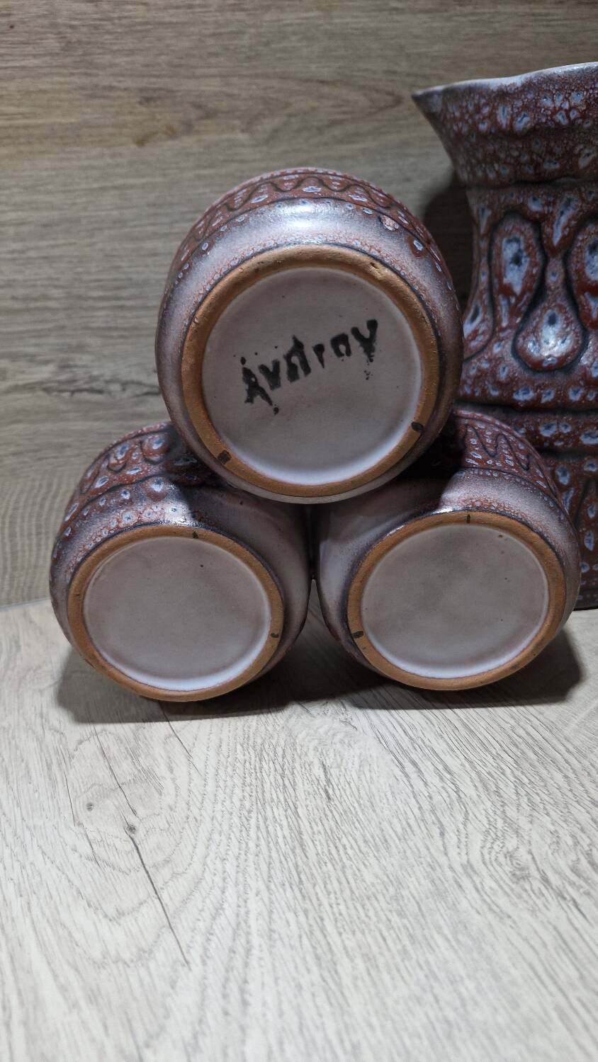 Austruy pitcher and dish set