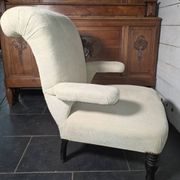 Napoleon III crapaud armchair with a reclined backrest