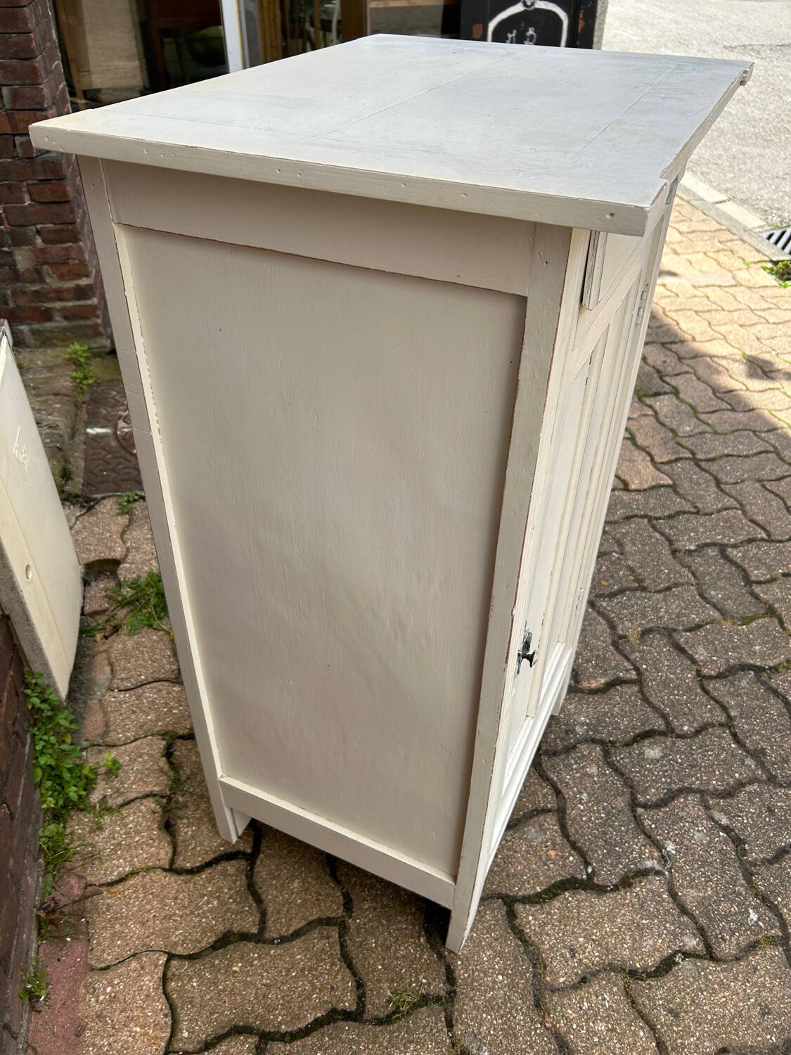 Small Parisian piece of furniture