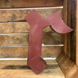 Old sign letter "r"