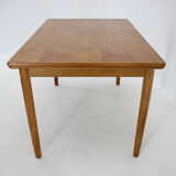 1960s Danish Extendable Dining Table in Oak