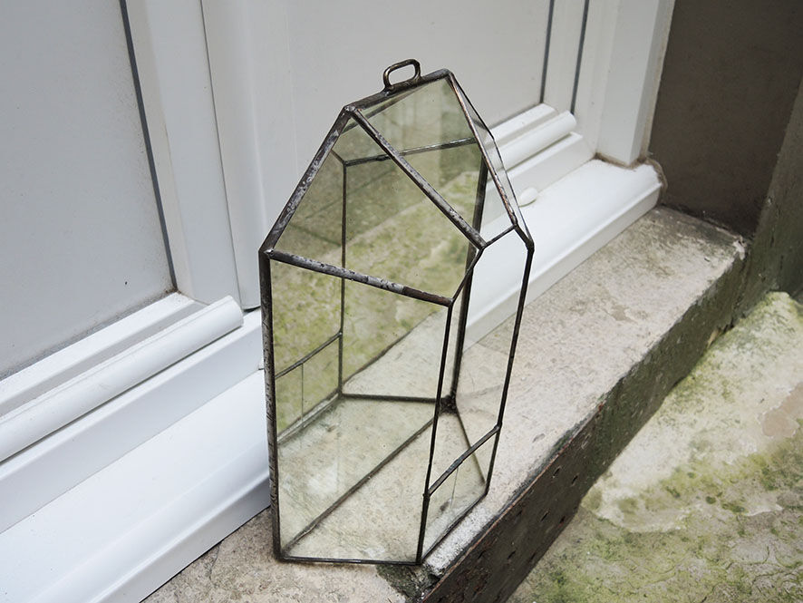Old mini octagonal wall display