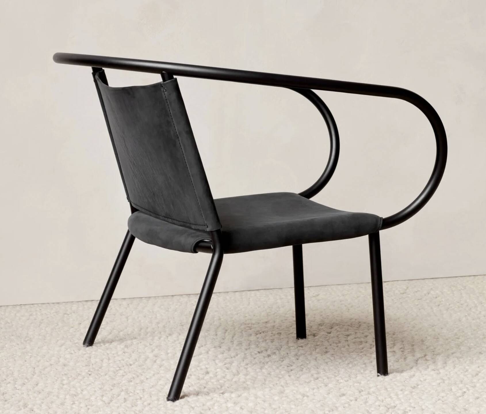 Afteroom lounge chair audio